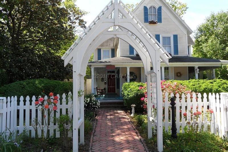 Princess Anne Book Lovers Inn Exterior foto